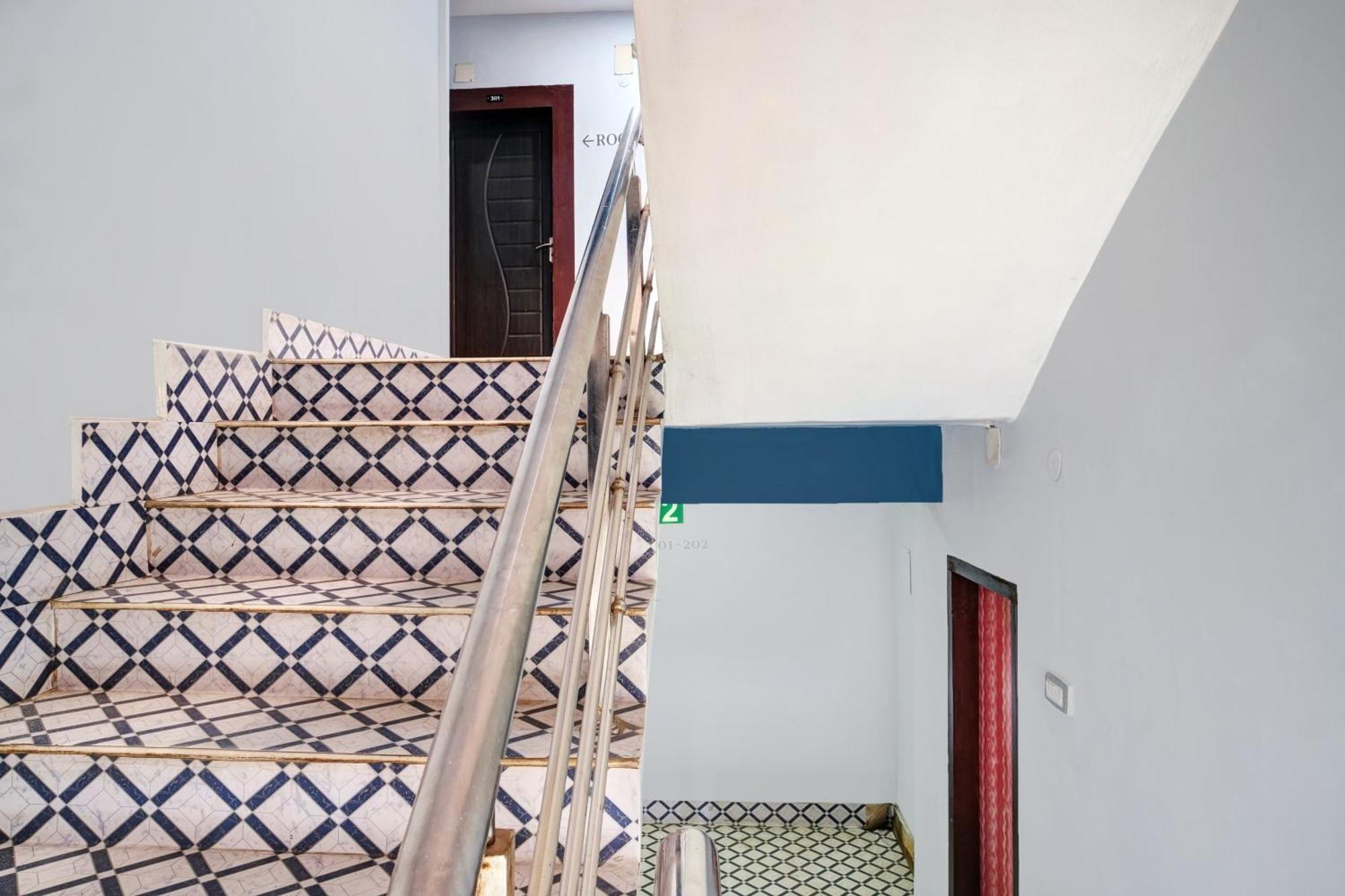 Hotel O Noonmati Guwahati Formerly Hotel Sundari Nunmati Eksteriør bilde